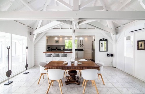 Les Terres Basses Villa | Villa Greystone Hidden Paradise