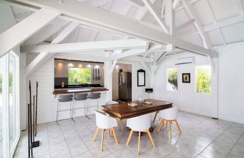 Les Terres Basses Villa | Villa Greystone Hidden Paradise