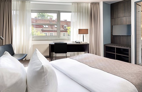 Reinickendorf Hotel | Victor’s Residenz-Hotel Berlin-Tegel