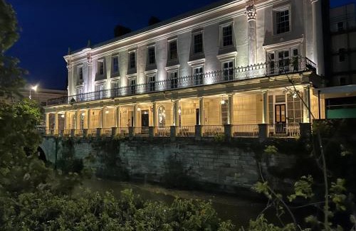 Leamington Spa Apartamento | Victoria Colonnade Aparthotel