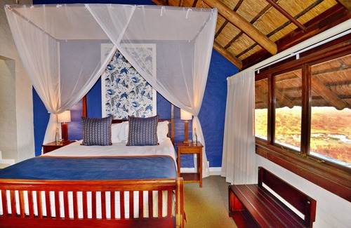 Victoria Falls Cabina | Victoria Falls Safari Lodge