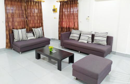 Sibu Casa | Victoria Homestay Sibu - Next to Shopping Complex & Large Car Park Area with Autogate