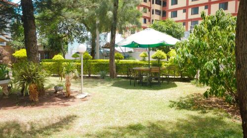 Kisumu Hotel | VICTORIA RIPPLE HOTEL { WINAM }
