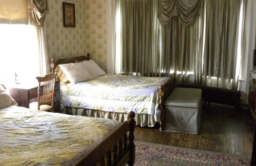 Towanda Cama Y Desayuno | Victorian Charm Inn