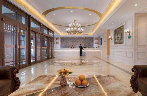 Yanhu District Hotel | Vienna Hotel Huaidong Road Yuncheng