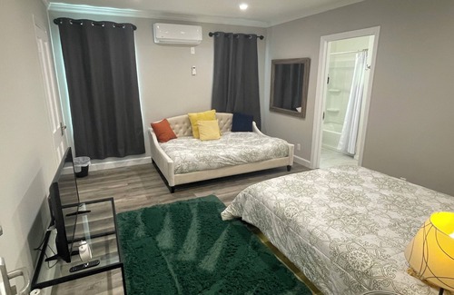 Downtown Los Angeles Cabaña | View Echo Park from 3bed 3bath house