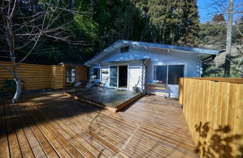 Otaki Villa | vihrea