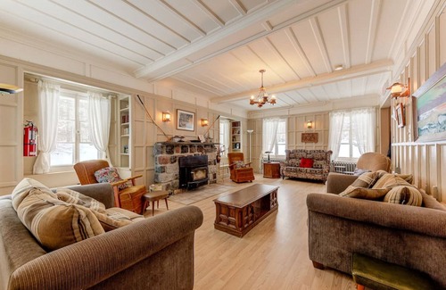 Saint-Gabriel-de-Valcartier Chalet De Esquí | Villa Saint-Leon