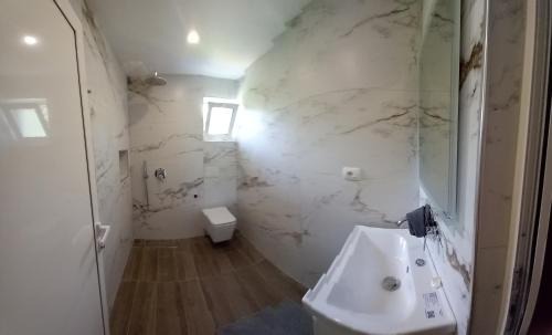 Aliko Casa | VILA PASHA