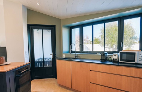 Saint-Clement-des-Baleines Villa | Villa La Salière - City center