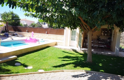 Beaucaire Villa | Villa 140 m2 With Swimming Pool sun