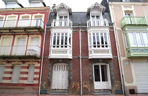 Le Treport Villa | Villa 1900 "Henriette" 100 metres from the beach