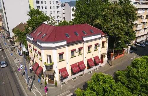 Vukov Spomenik Hotel | Villa 1927