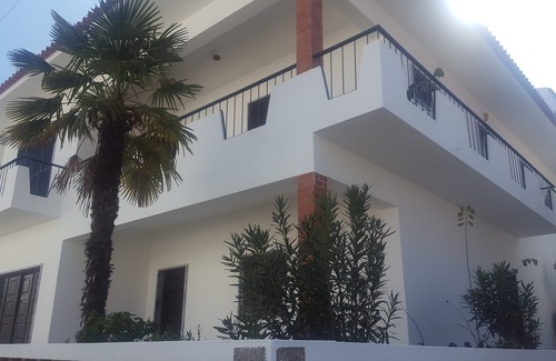 Mertola Villa | Villa r / cy 1º piso con alojamiento para hasta 6 personas.