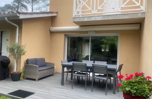 Vieux-Boucau-les-Bains Casa | Casa ubicada a 350 m del lago marino y tiendas; mar y campos de golf cercanos.