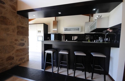 Barcelos Villa | Villa 251 Luxury Cottage w/ Pool and Tennis Court