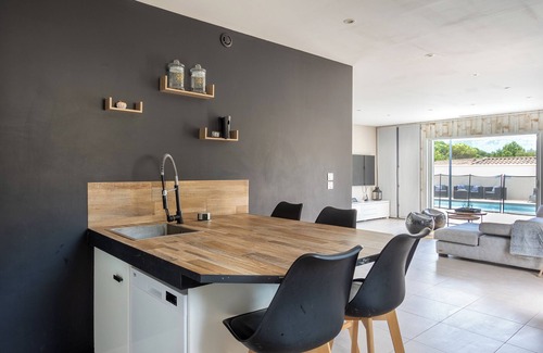 Camps-la-Source Villa | Villa 8 pers. With private pool , 5 star rating 🌟🌟🌟🌟🌟