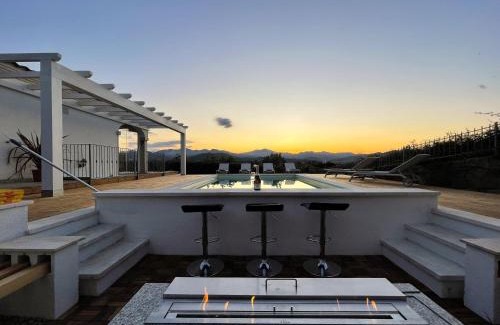 Tanaunella Villa | Villa Allegria, romantic luxury 300m from the beach, heated pool, firepit and sauna