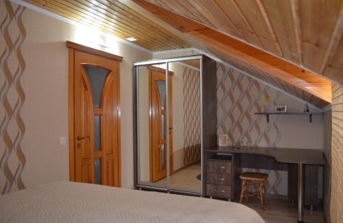 Rezina Hotel | Villa Ana