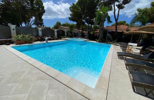 Porto Pino Apartamento | Villa Aquamarina Pintadera Blu