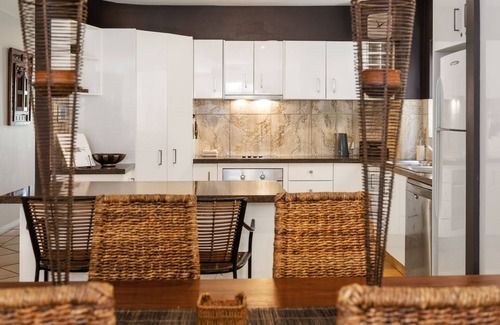 Mermaid Beach Villa | Villa Baci Nobby Beach