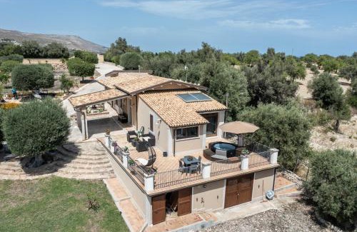 Avola Villa | Villa Badessa