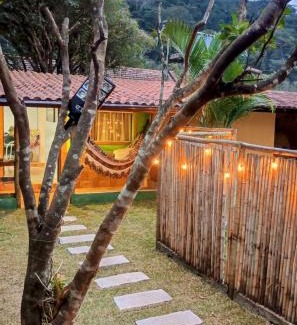 Araras Villa | Villa Bamboo - Secretário