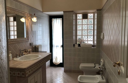 Montesilvano Cama Y Desayuno | Villa Berghella