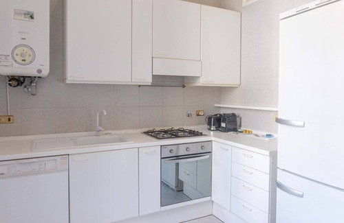 Rione XVI Ludovisi Apartamento | Villa Borghese Large Apartment
