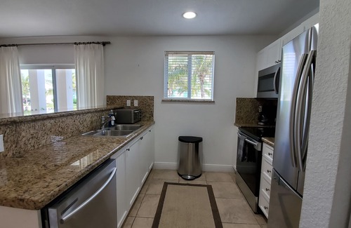 Alice Town Casa | "VILLA POR EL MAR" 3 Dormitorios / 3 Baños