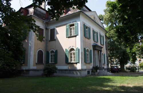 Krnov Casa | Villa Cafe