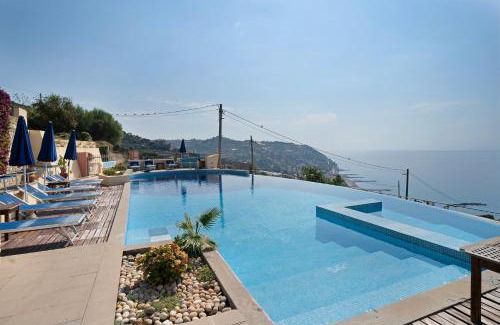 Ospedaletti Villa | Villa Caroleo