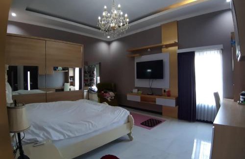Depok Villa | Villa Casa Ilona