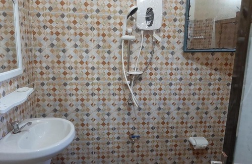 Bamako Casa | Villa Chambre B climatisée douche Cuisine salon