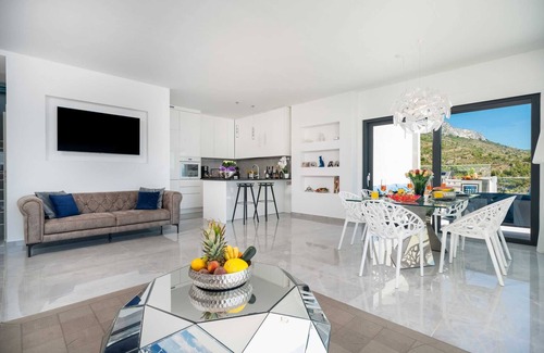 Dugi Rat Villa | Villa Chameleon with Pool