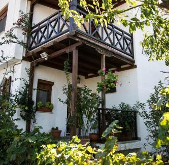 Aristotelis Villa | Villa Chara