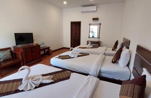 Luang Prabang Hotel | Villa Chitchareune 2