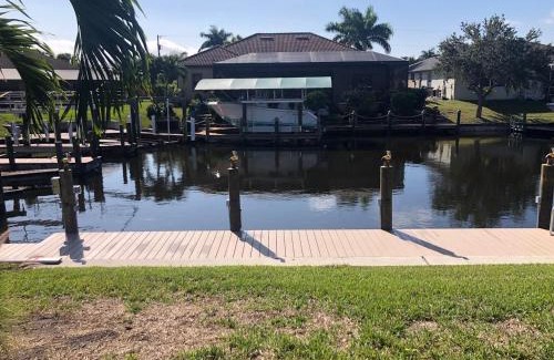 Pelican Casa | Villa Cozy Cottage - Waterfront