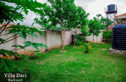 Gulu Casa | Villa Daci