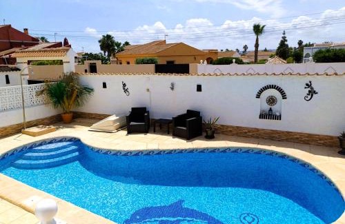 San Luis Villa | Villa de Lagos Coloridos