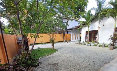 Anuradhapura Hotel | Villa DeLorenta