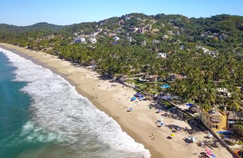 North End Villa | Villa Dorado B