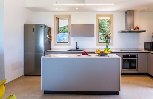 Arbus Villa | Villa Naruci Scivu (WWF Park)