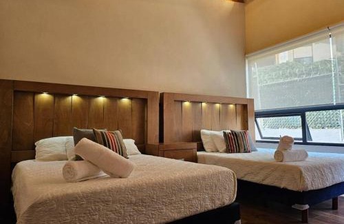 Valle de Bravo Villa | Villa en el Bosque de Avándaro - Vista al Lago