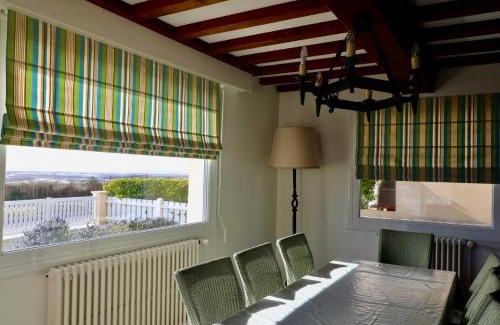 Barneville-Carteret Casa | Villa facing sea and beach 7 pers 1 baby