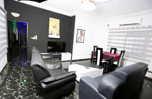 Lome Casa | Villa Flo Residence