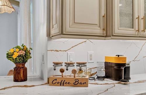 Tropic Palms Casa | Villa Florence Delray – Beach, Pool, BBQ, Golf & Playground - Family paradise!