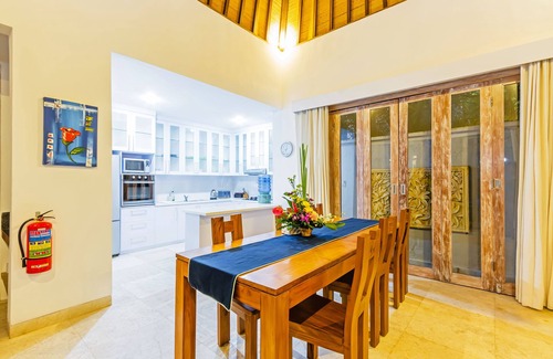 Sanur Kauh Villa | Villa Frangi Sanur a 250 metros de la playa