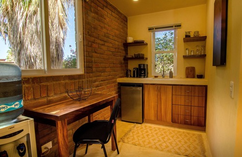 El Pescadero Villa | Oasis tropical privado con piscina de agua salada, exuberantes jardines, minutos de la playa