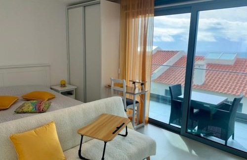 Canico Apartamento | VILLA HELENA Amber Apartment